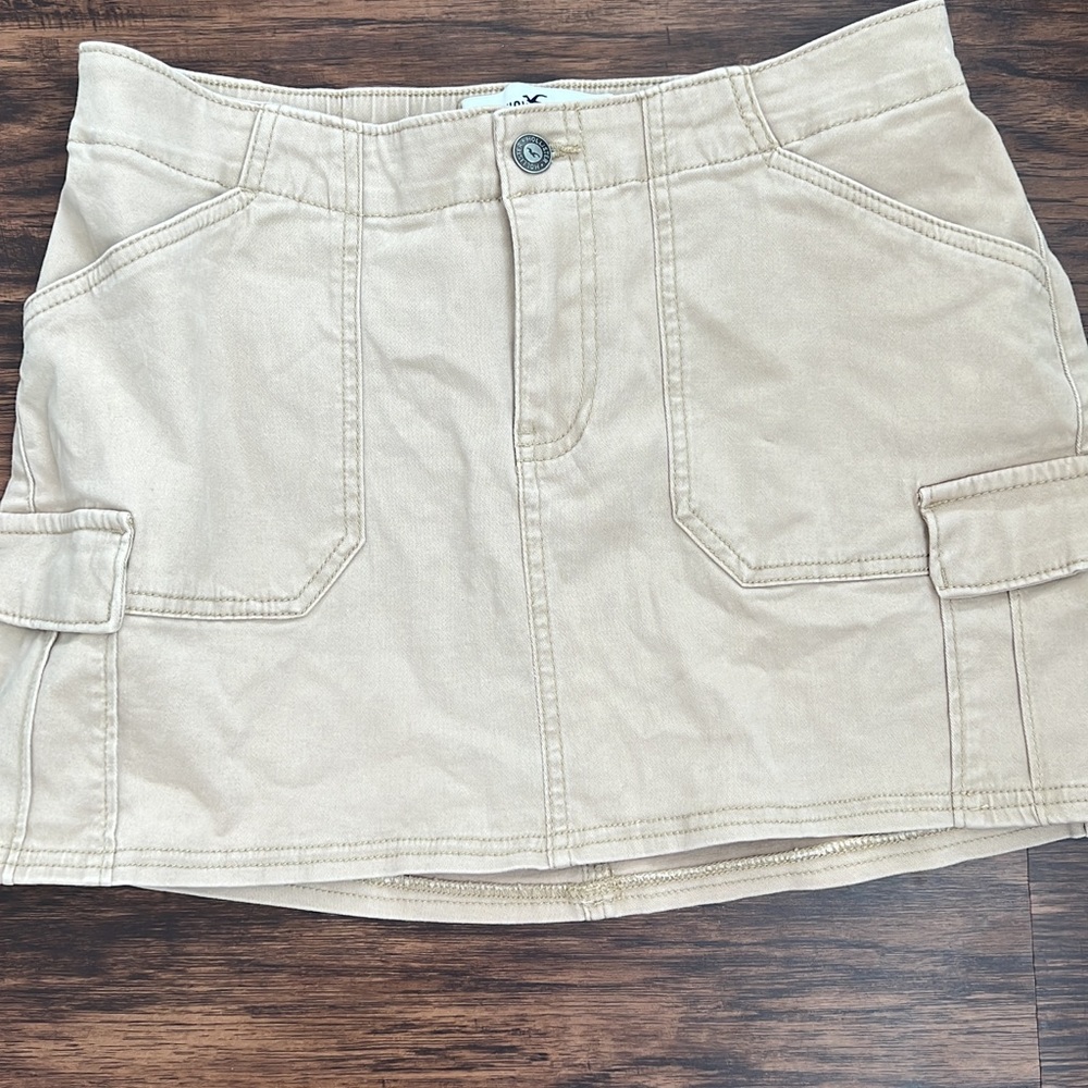Hollister skirt